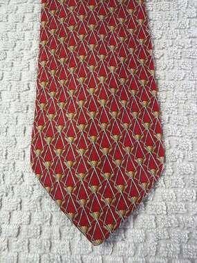Valentino Cravatte Geometric Pattern Necktie 100% Silk Handmade in Italy
